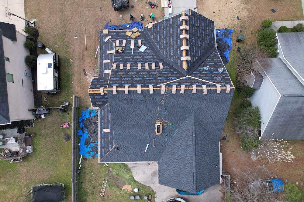 L.A. Roofing, LLC