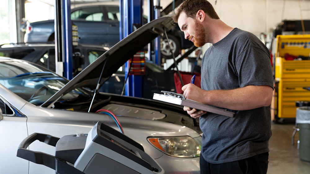 Woodard’s Automotive Maintenance & Repair Center